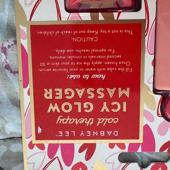 Dabney Lee Facial Ice Glow Massager - Picture 5 of 5